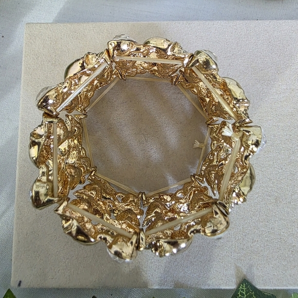 Statement Gold Stretch Bracelet Skulls and Cubic Zirconia - Picture 5 of 9